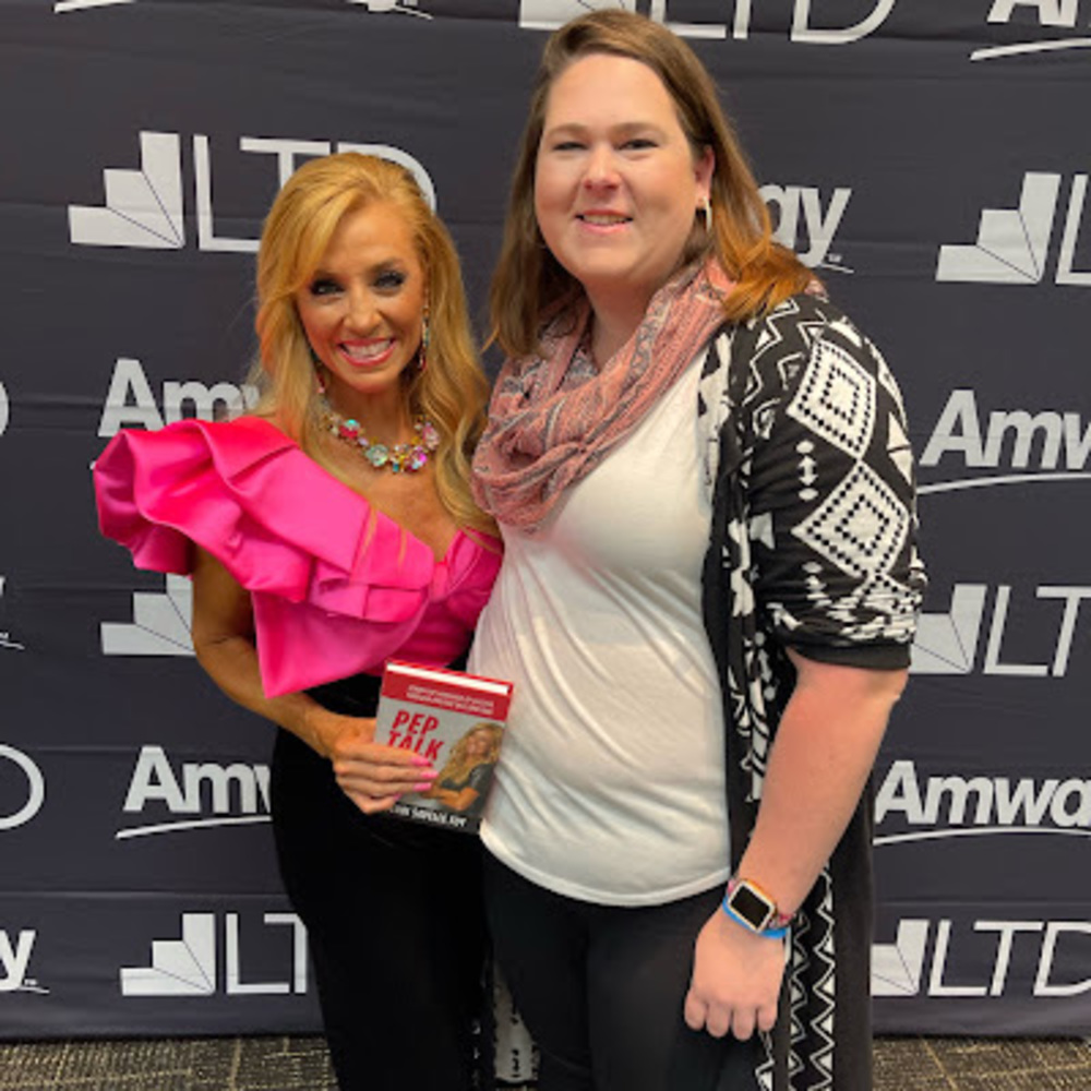 Meet your Posher, Dakota